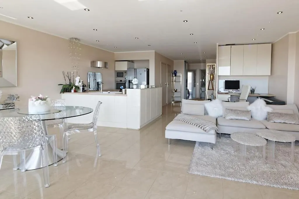 CANNES Vue Mer Apartment